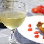 How to Taste White Wine