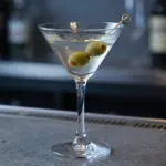 9 Cocktail Drinks Recipes to Impress Your Guests (Simple & Elegant)